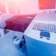 Applicatie geoptimaliseerde joystickgreep voor bedining patientenbedden